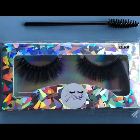 100% Mink Lashes - Picture 5 of 7